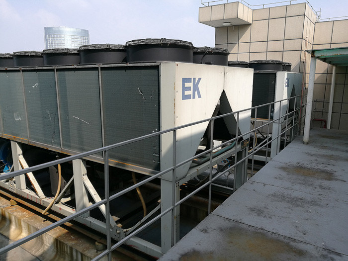 140 Tons Air Cooled Screw Chiller with BITZER Compressor & economizer